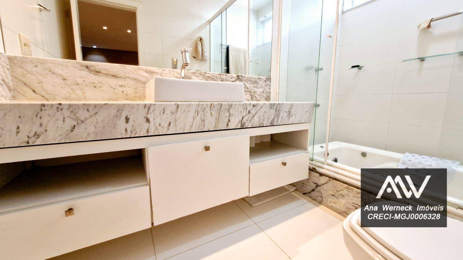 Casa à venda com 3 quartos, 390m² - Foto 20