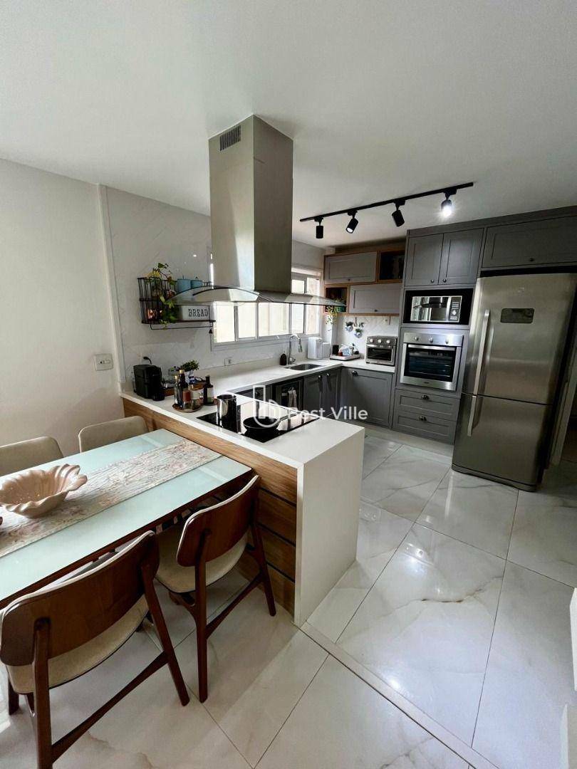 Apartamento para alugar com 3 quartos, 132m² - Foto 4