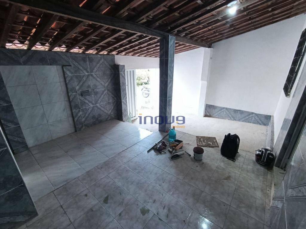 Casa para alugar com 2 quartos, 100M2 - Foto 3