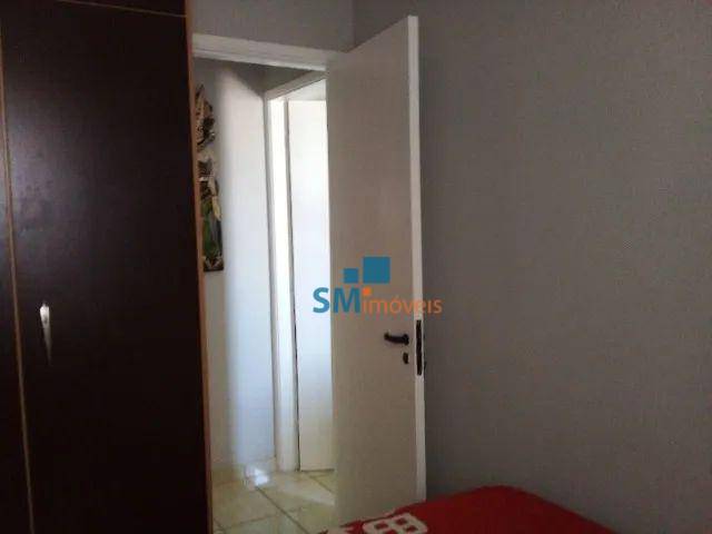 Apartamento à venda com 2 quartos, 58m² - Foto 4