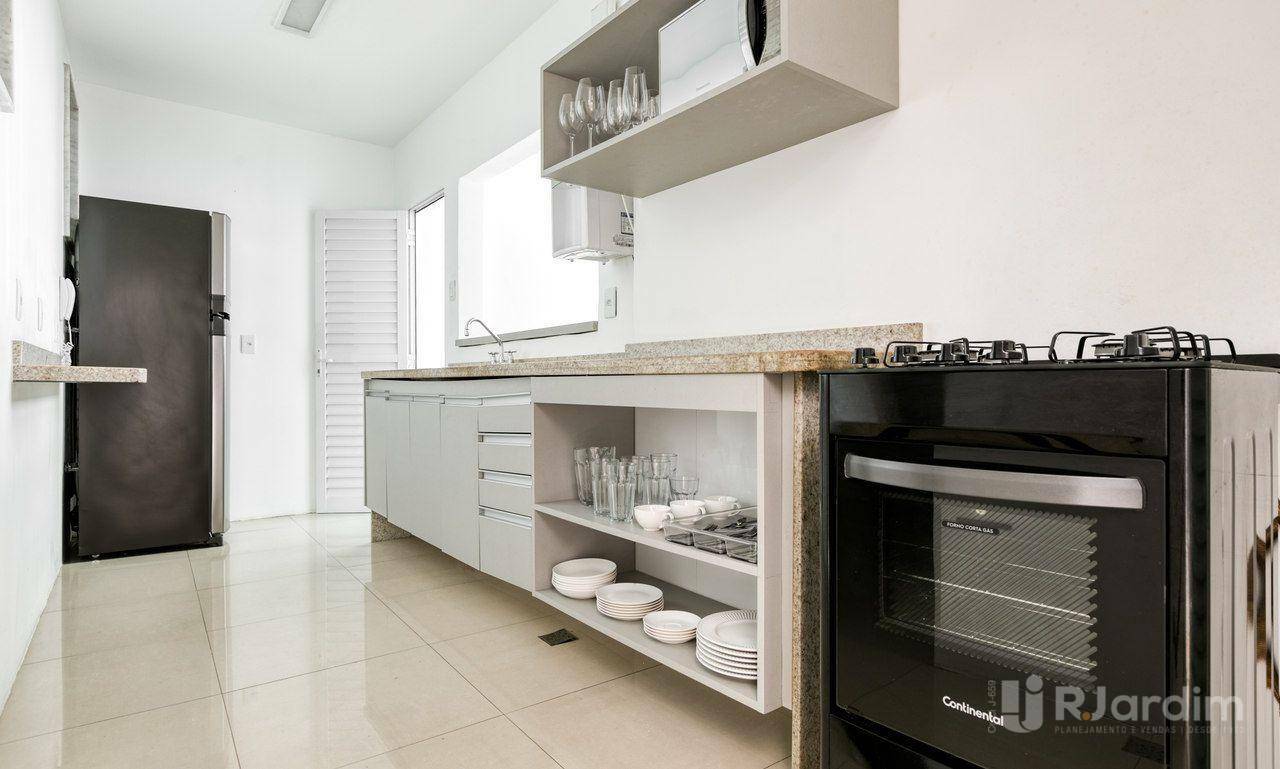 Apartamento para alugar com 2 quartos, 81m² - Foto 10