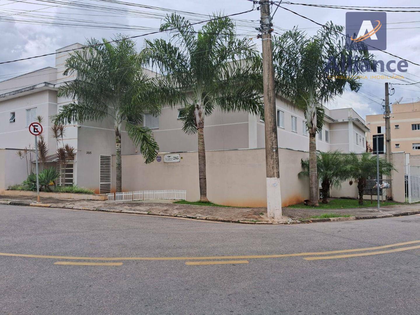Casa de Condomínio à venda com 3 quartos, 93m² - Foto 2