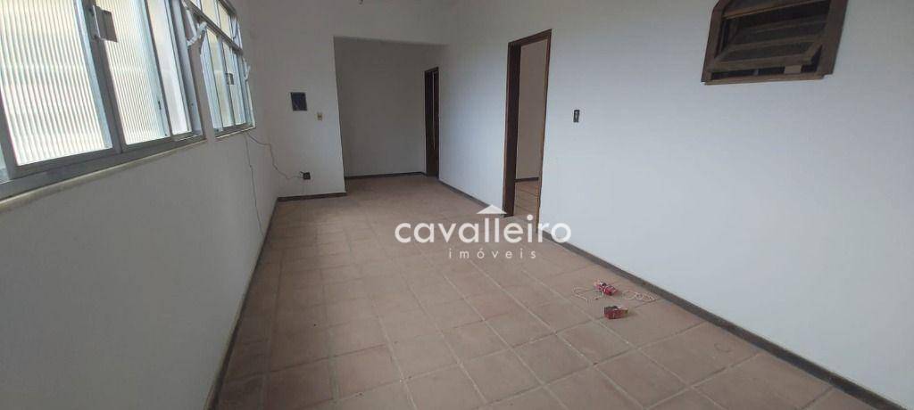 Casa à venda com 6 quartos, 90m² - Foto 13