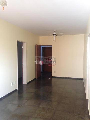 Apartamento à venda e aluguel com 2 quartos, 100m² - Foto 13