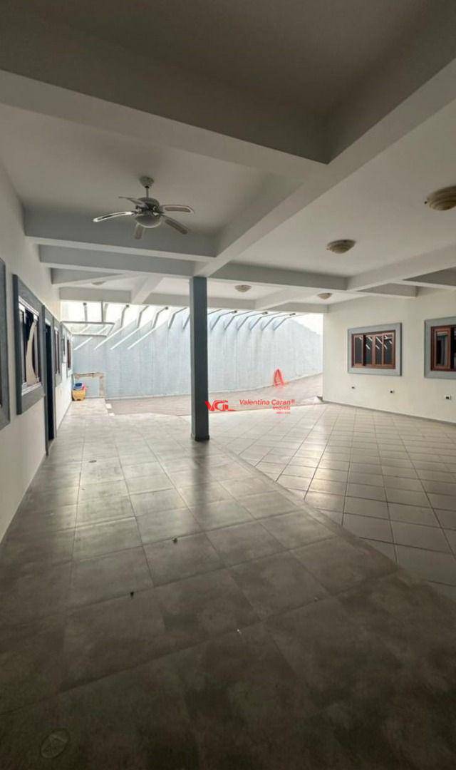 Sobrado à venda e aluguel com 5 quartos, 368m² - Foto 2