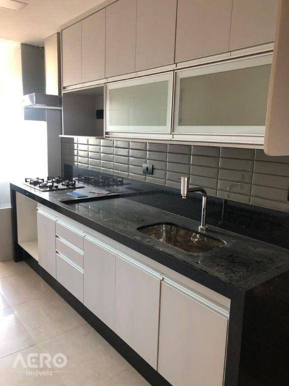 Apartamento à venda com 3 quartos, 103m² - Foto 3