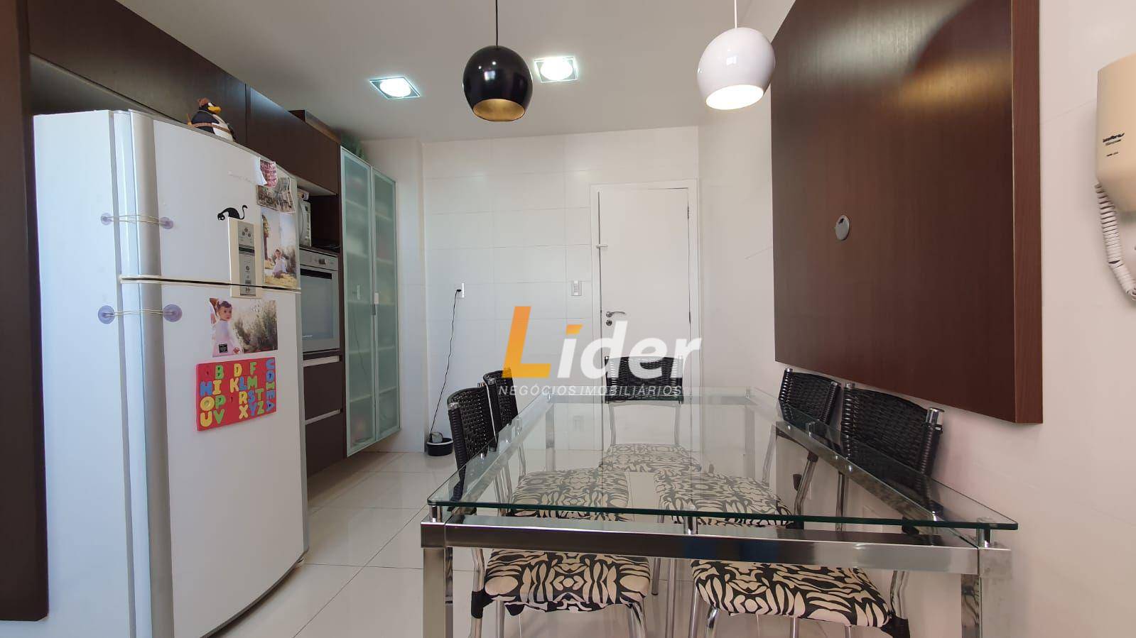 Apartamento à venda com 3 quartos, 167m² - Foto 22