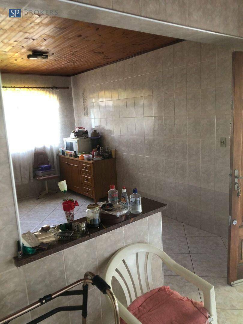 Casa à venda com 2 quartos, 130m² - Foto 4