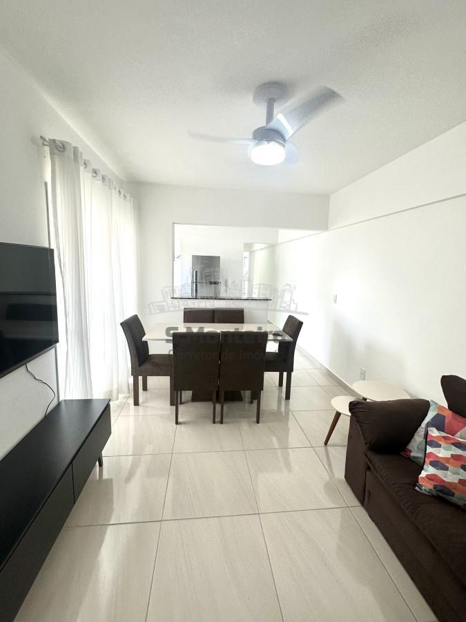 Apartamento à venda com 2 quartos, 78m² - Foto 2