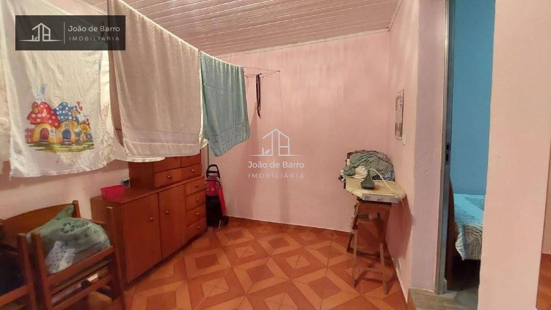 Sobrado à venda com 4 quartos, 180m² - Foto 14