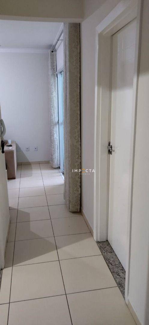 Apartamento à venda com 2 quartos, 65m² - Foto 1