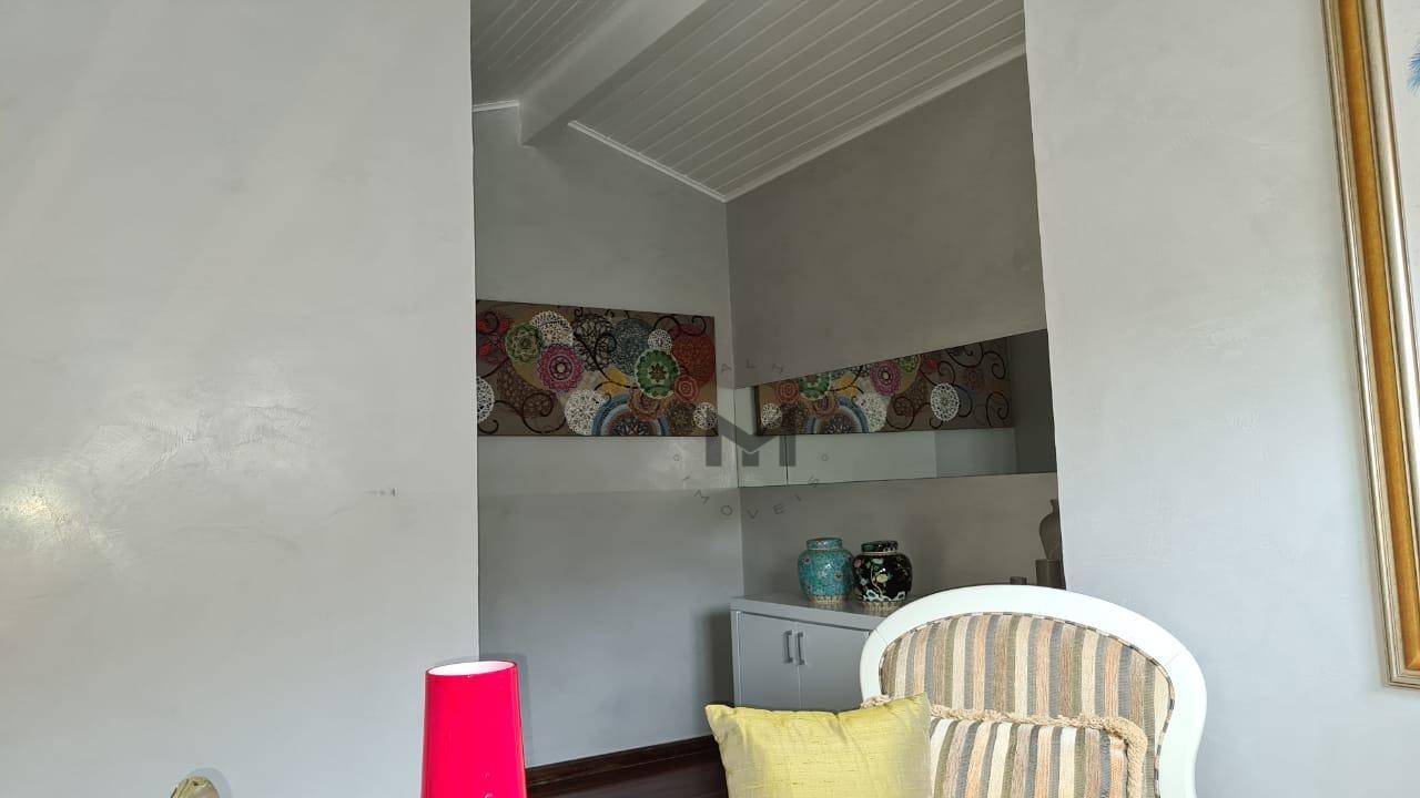 Casa à venda com 4 quartos, 400m² - Foto 16