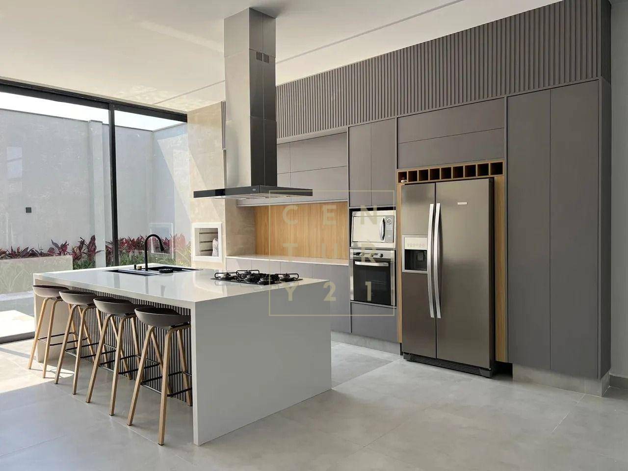 Casa de Condomínio à venda e aluguel com 3 quartos, 322m² - Foto 2