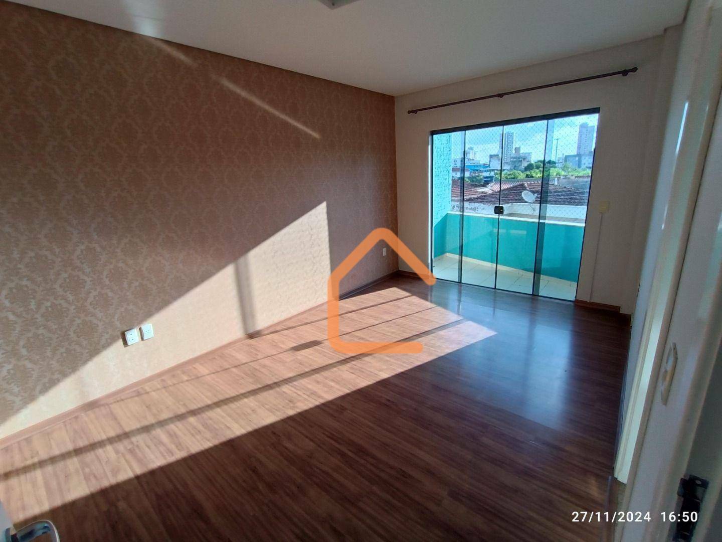 Apartamento para alugar com 3 quartos, 140m² - Foto 15