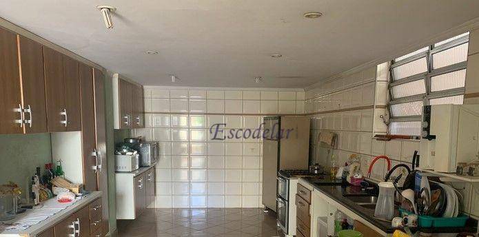 Sobrado à venda com 4 quartos, 250m² - Foto 7