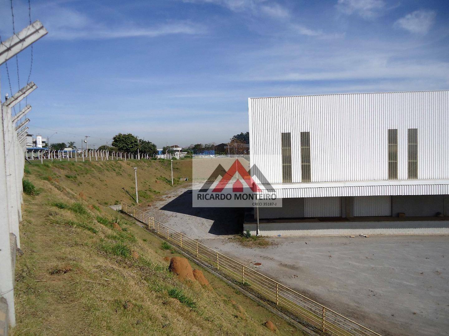 Depósito-Galpão-Armazém para alugar, 2624m² - Foto 16