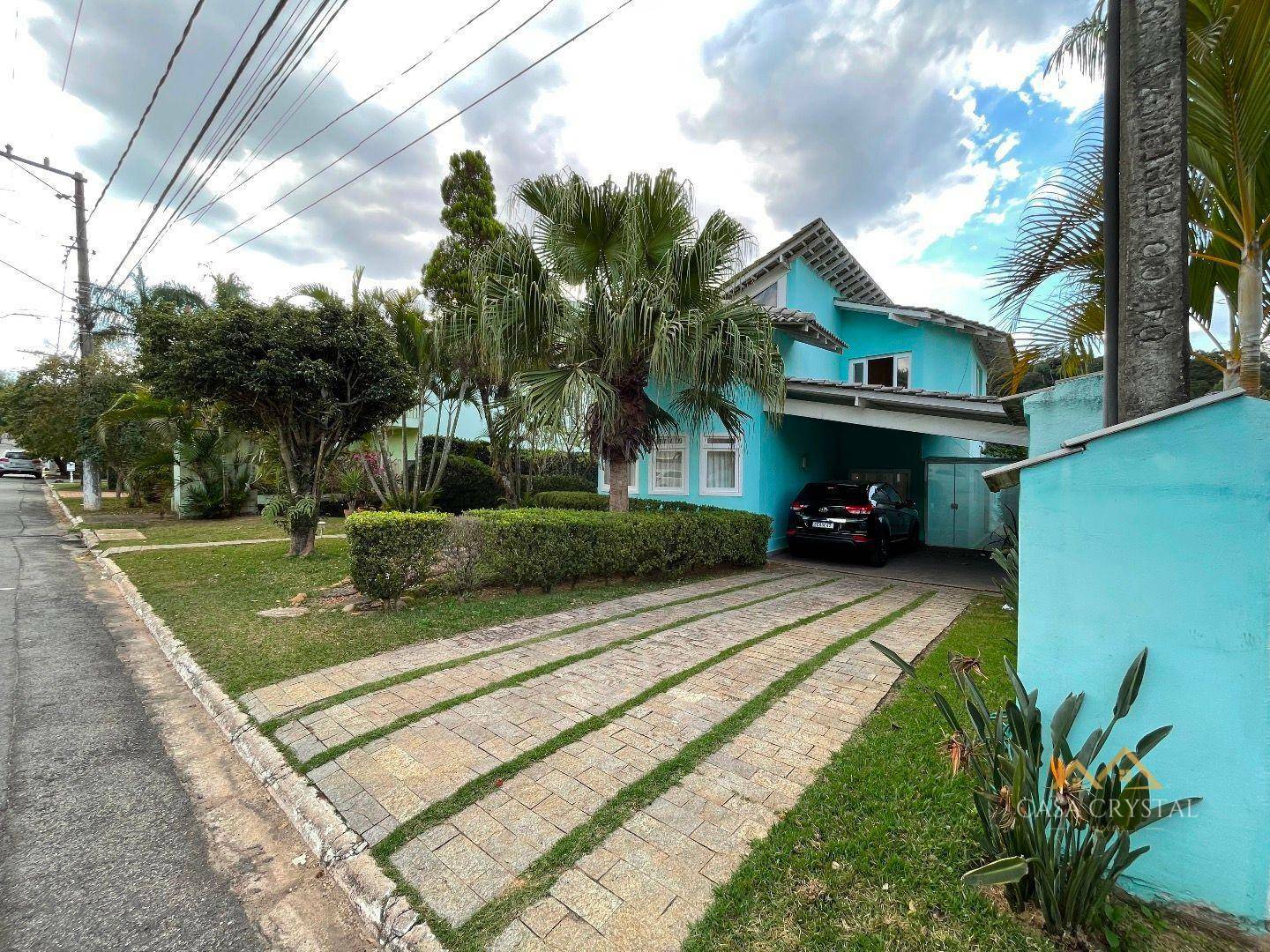 Casa de Condomínio à venda e aluguel com 4 quartos, 278m² - Foto 1