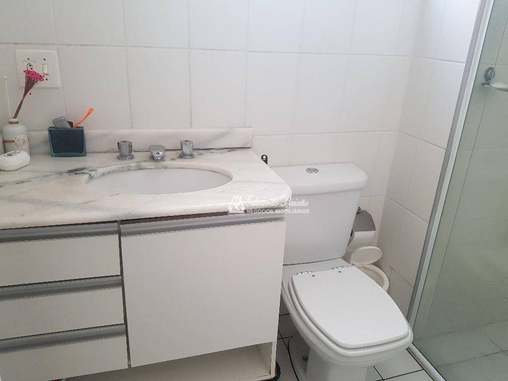 Apartamento à venda com 3 quartos, 114m² - Foto 12