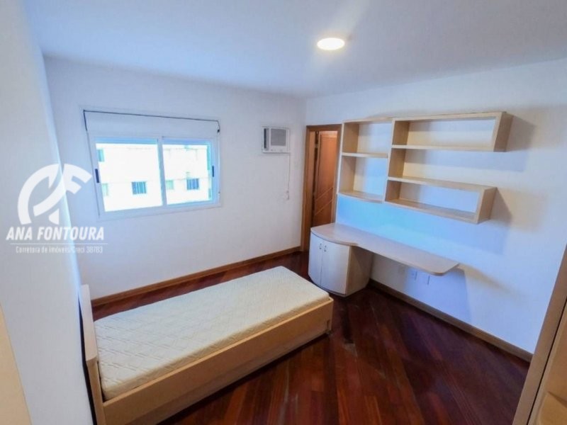 Apartamento à venda com 3 quartos, 159m² - Foto 14