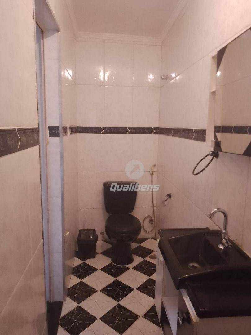 Casa para alugar com 3 quartos, 140m² - Foto 10