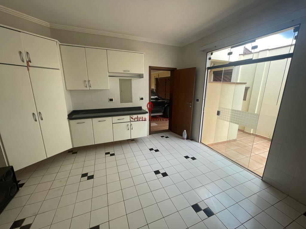 Casa à venda com 4 quartos, 647m² - Foto 19