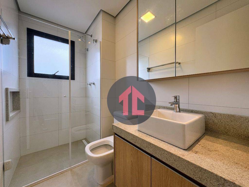 Apartamento para alugar com 2 quartos, 80m² - Foto 15