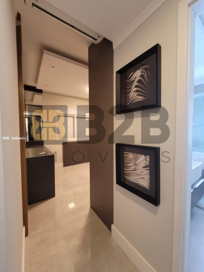 Apartamento à venda com 3 quartos, 120m² - Foto 14