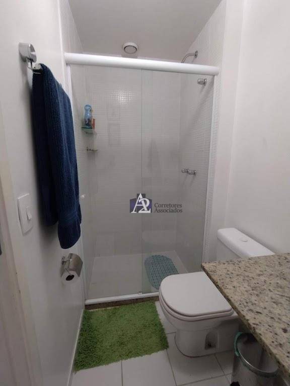 Apartamento à venda com 2 quartos, 68m² - Foto 13