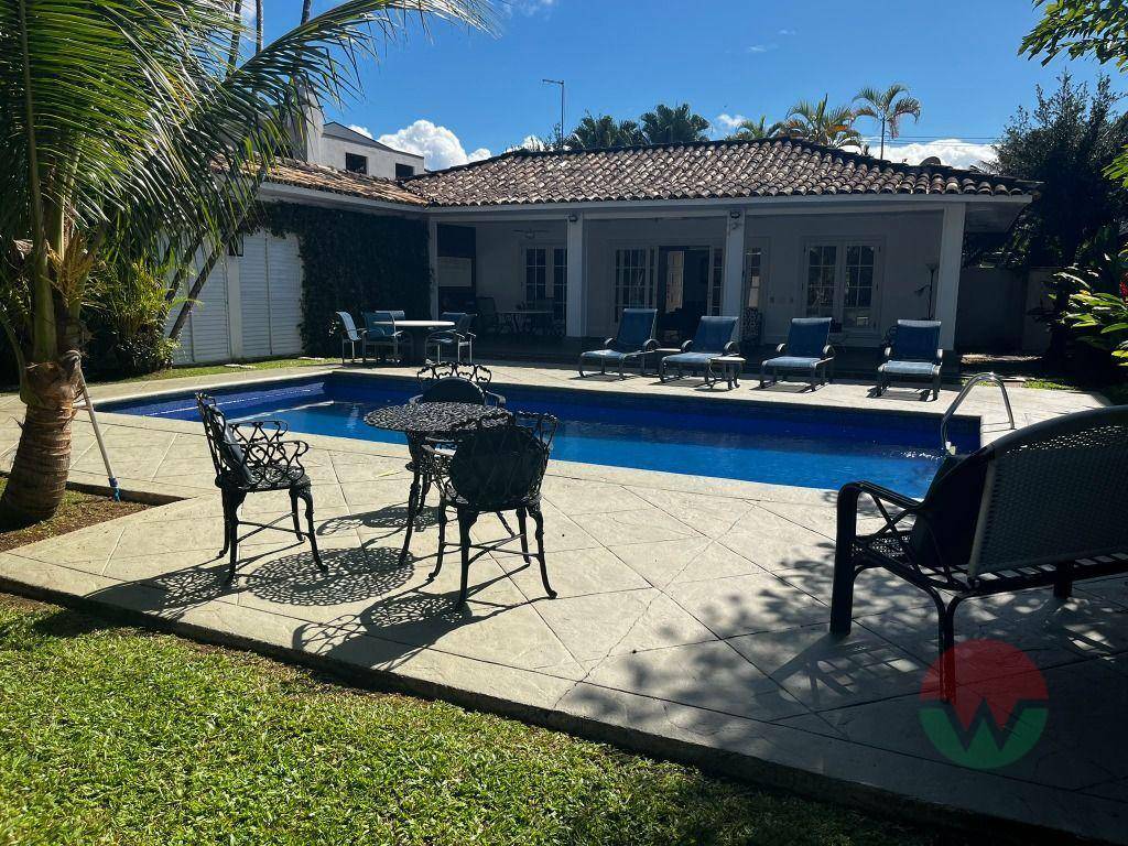 Casa de Condomínio à venda e aluguel com 4 quartos, 500m² - Foto 3