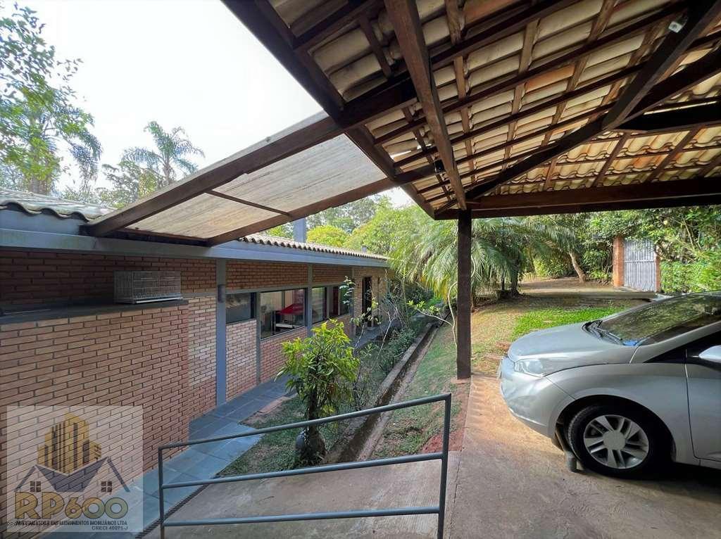 Casa de Condomínio à venda com 5 quartos, 2520m² - Foto 2