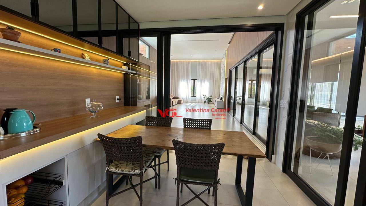 Casa de Condomínio à venda com 4 quartos, 390m² - Foto 11