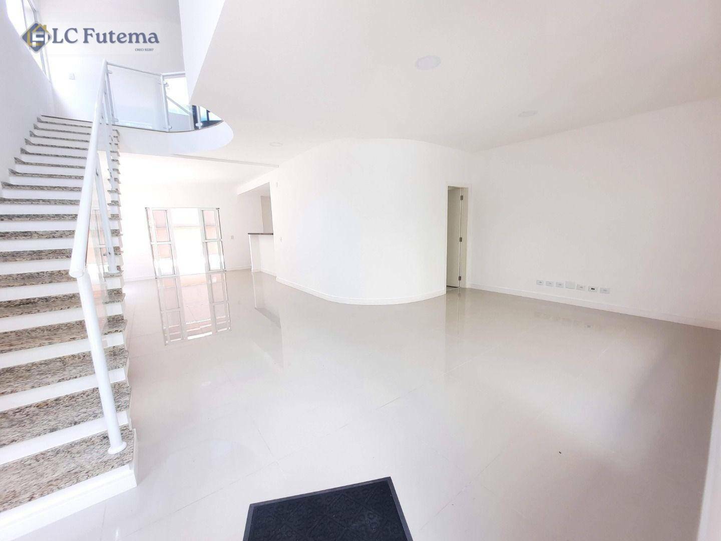 Casa de Condomínio para alugar com 3 quartos, 214m² - Foto 5