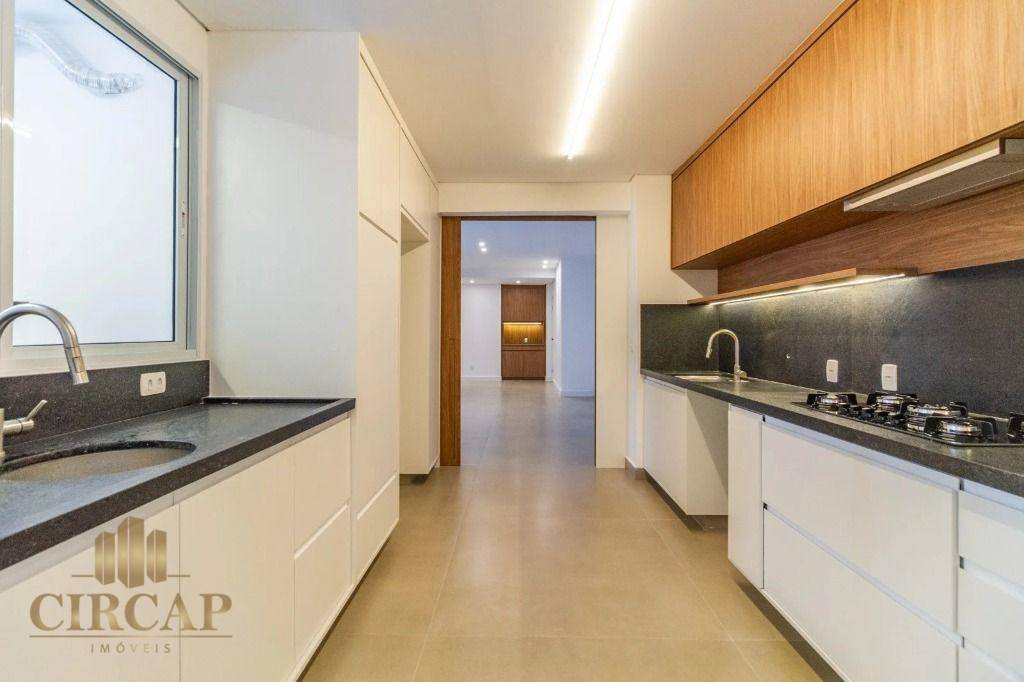 Apartamento à venda com 3 quartos, 180m² - Foto 6