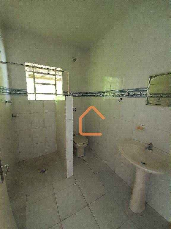 Casa à venda com 3 quartos, 100m² - Foto 8