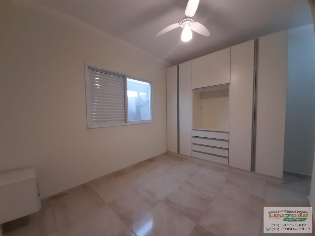 Casa à venda com 2 quartos, 70m² - Foto 8