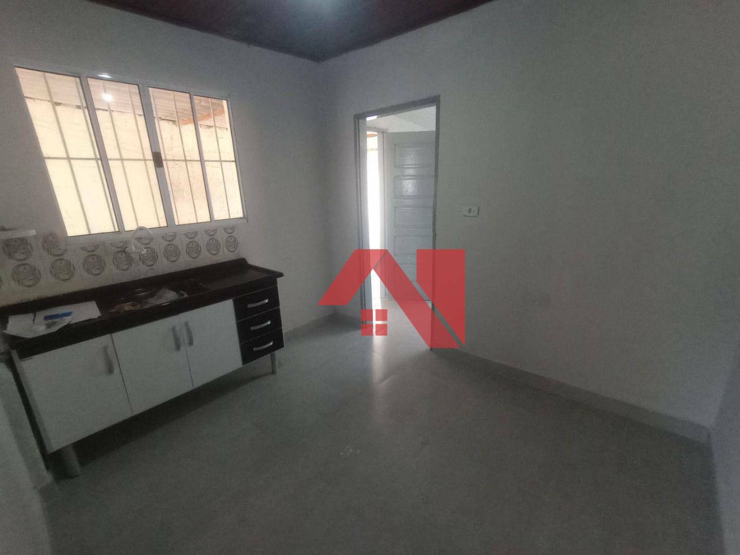 Casa para alugar com 3 quartos, 80m² - Foto 1