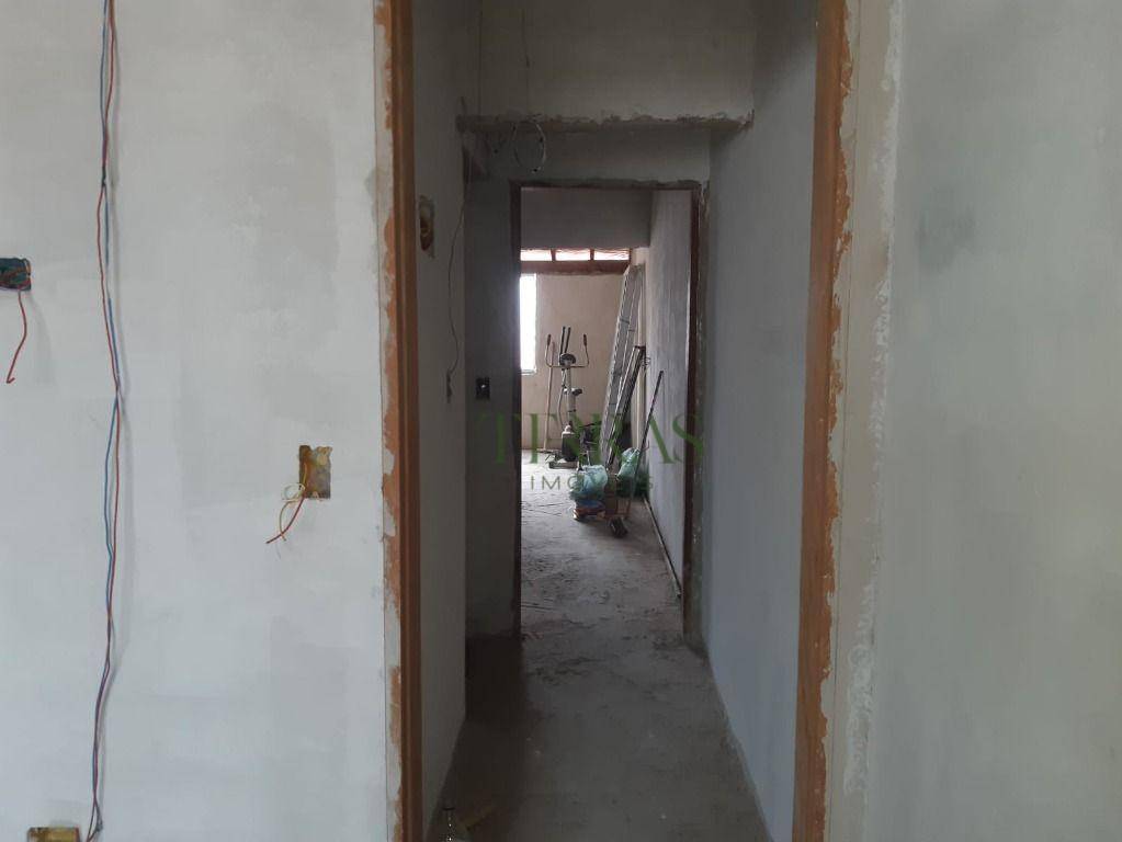 Casa de Condomínio à venda com 4 quartos, 90m² - Foto 18