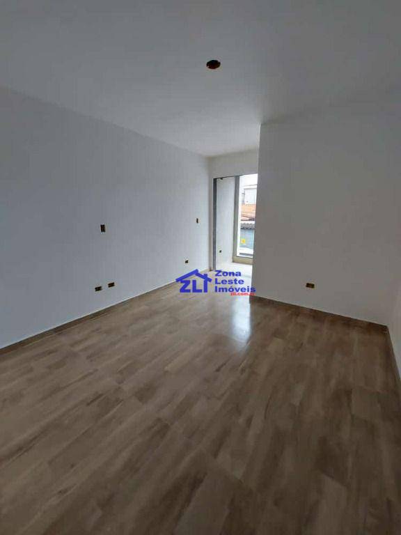 Sobrado à venda com 3 quartos, 120m² - Foto 4