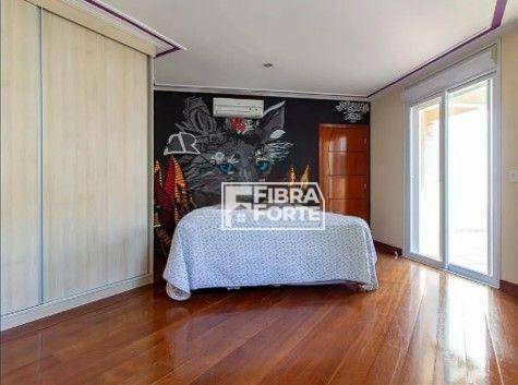 Casa de Condomínio para alugar com 4 quartos, 450m² - Foto 16