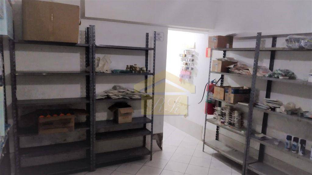 Sobrado à venda com 2 quartos, 140m² - Foto 13