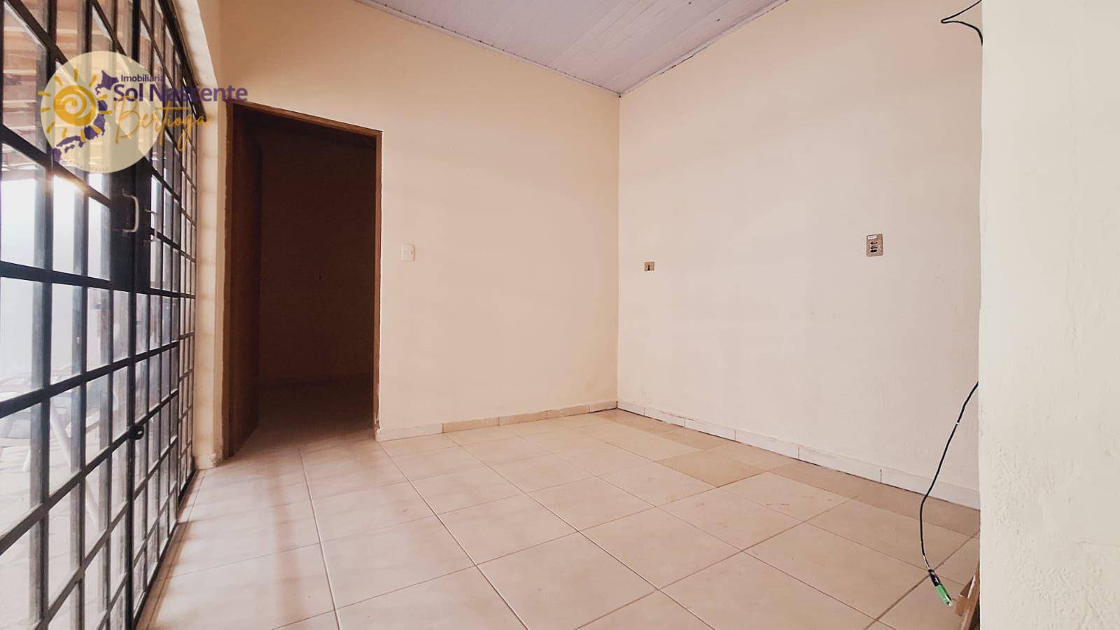 Casa para alugar com 2 quartos, 75m² - Foto 5