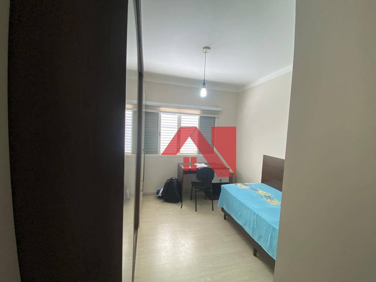 Casa à venda com 3 quartos, 228m² - Foto 19