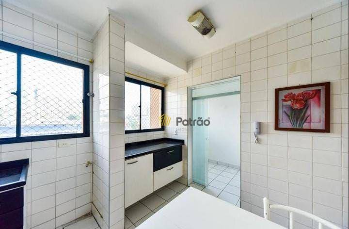 Apartamento à venda com 3 quartos, 107m² - Foto 26