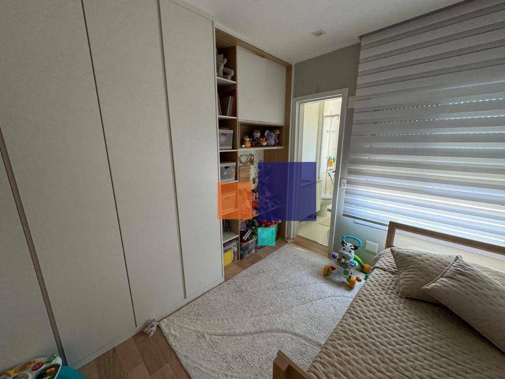 Apartamento à venda com 3 quartos, 200m² - Foto 12