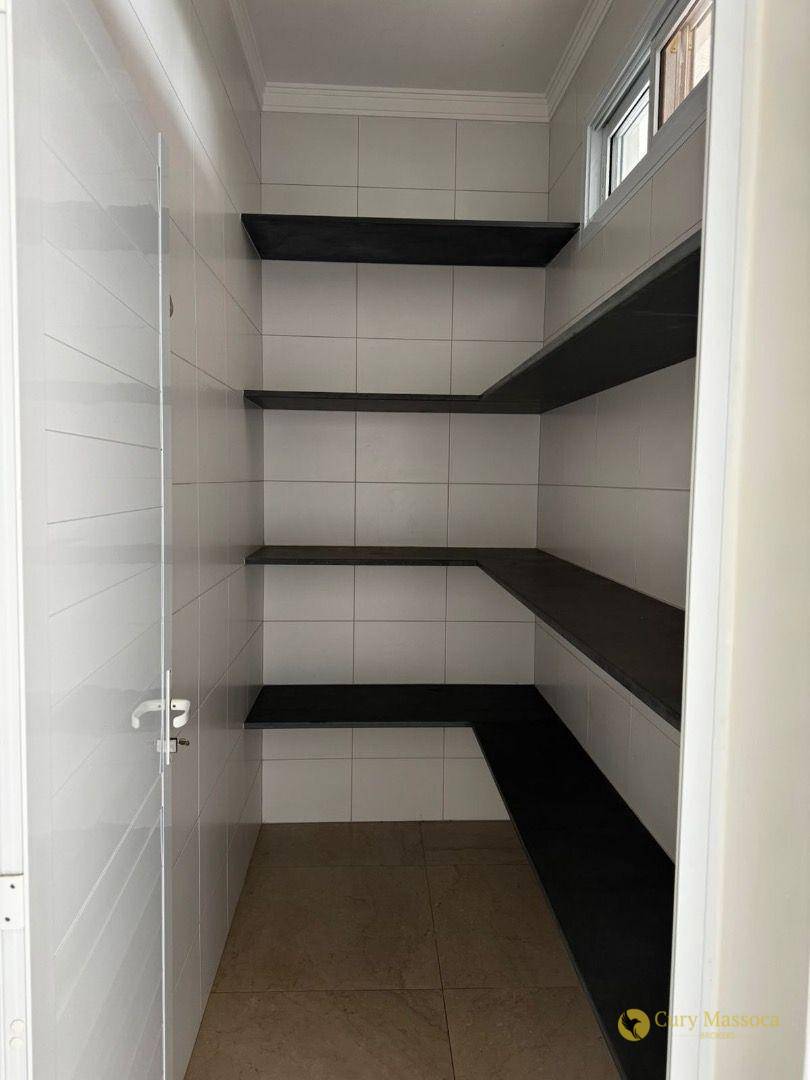 Casa de Condomínio para alugar com 4 quartos, 290m² - Foto 8