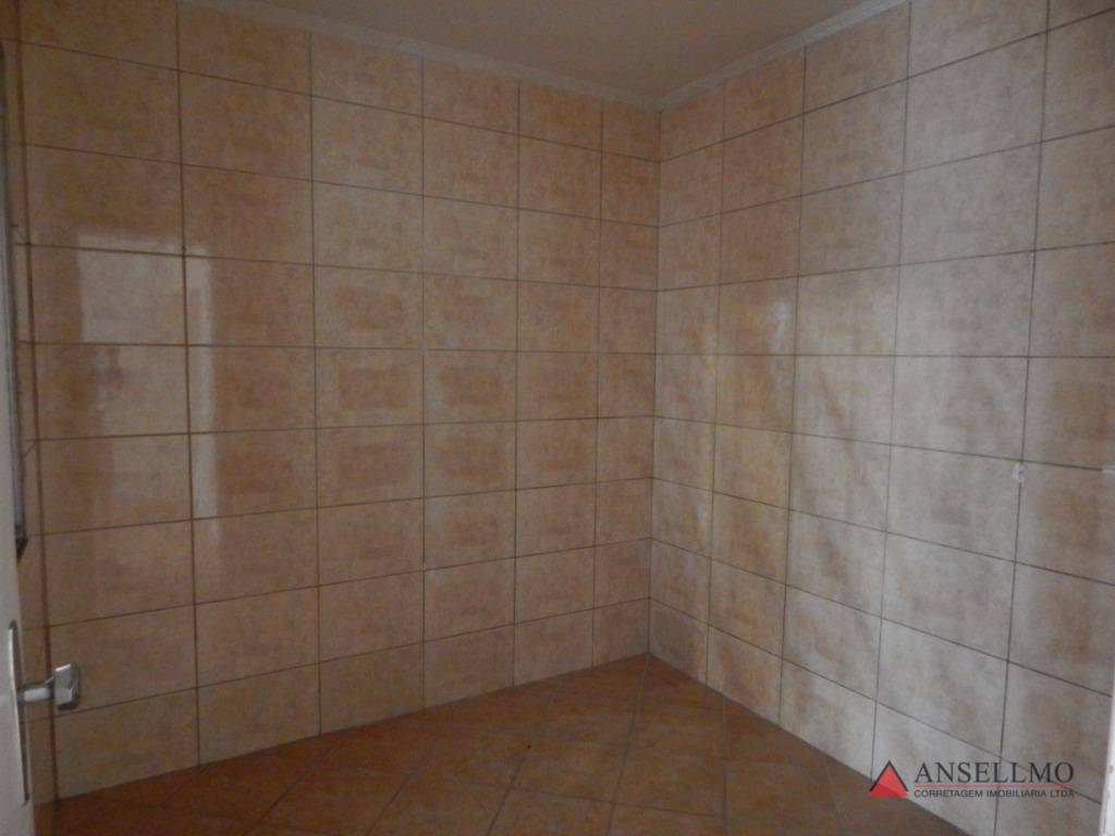 Casa para alugar com 4 quartos, 270m² - Foto 39