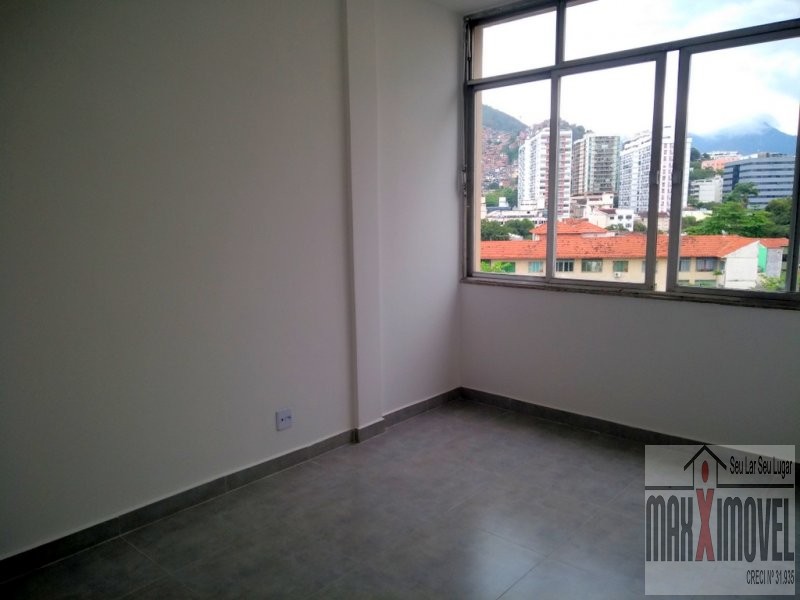 Apartamento à venda com 2 quartos, 65m² - Foto 1