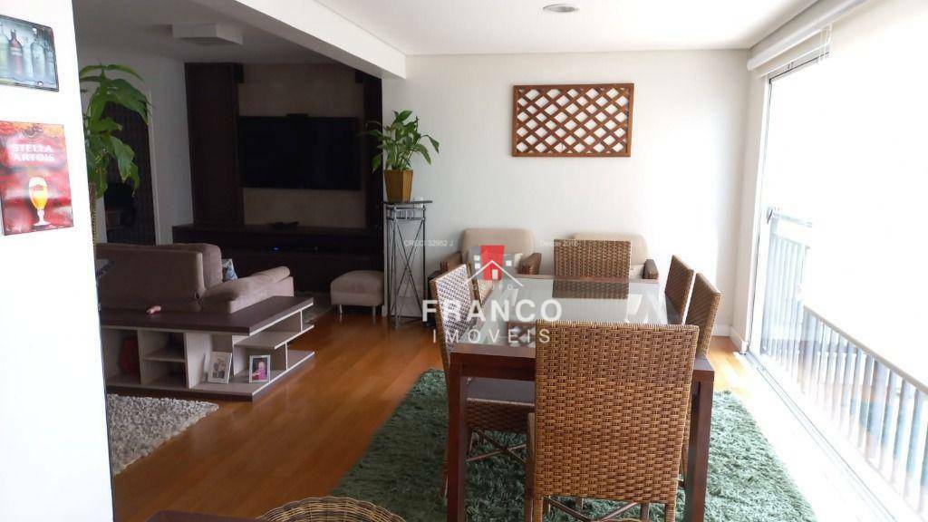 Apartamento à venda com 3 quartos, 147m² - Foto 11