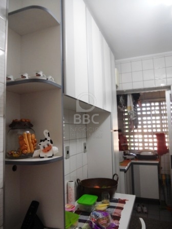 Apartamento à venda com 3 quartos, 65m² - Foto 4