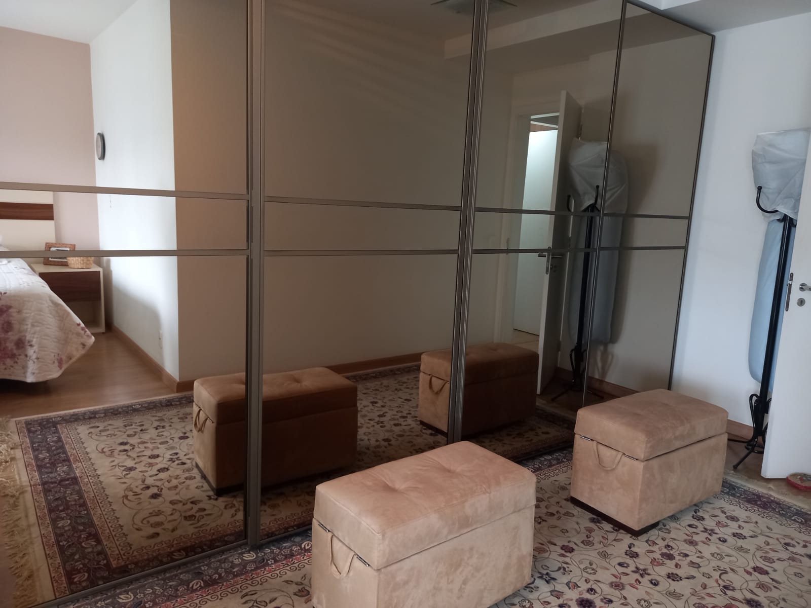 Apartamento à venda com 3 quartos, 213m² - Foto 7